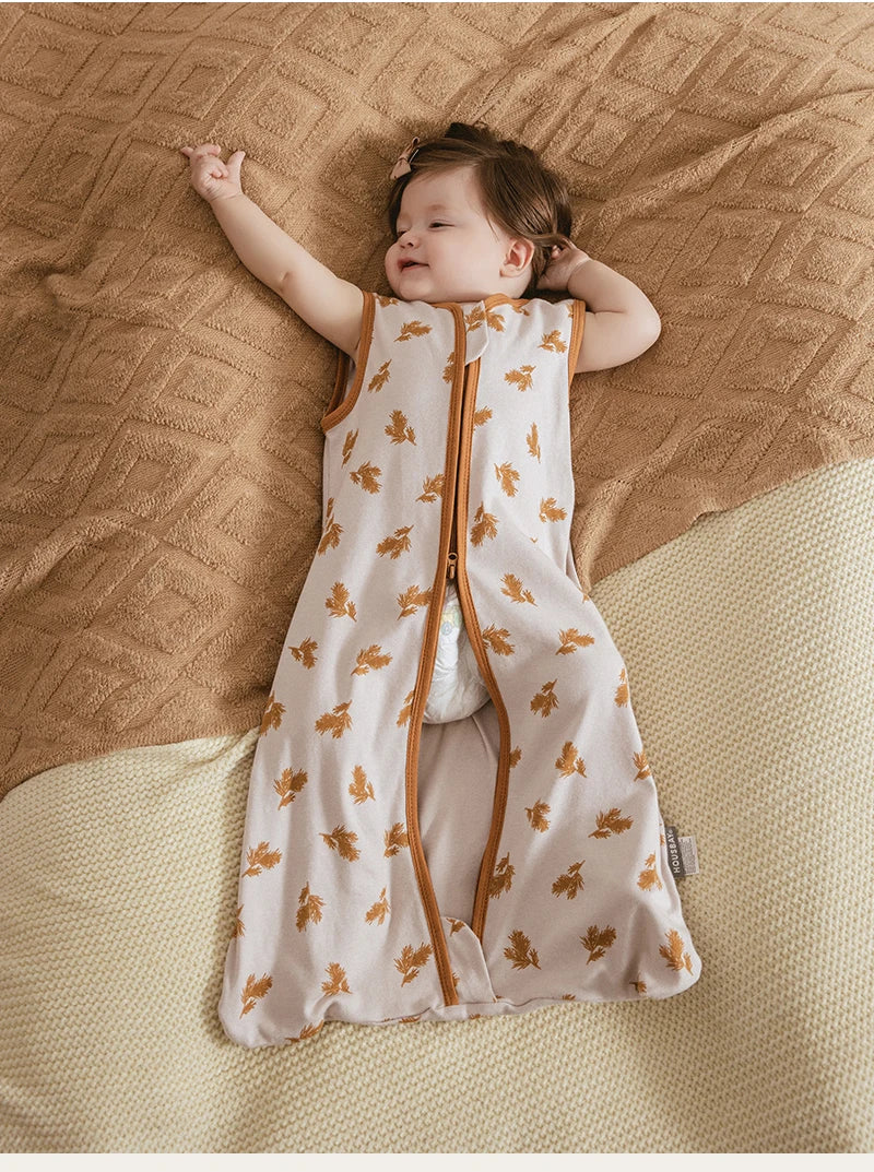 Baby Summer Sleeping Bag 0–24 Months – Lightweight 0.5 TOG Wearable Blanket, Thin Layer Sleep Sack with Anti-Kick Design, Beige Wheat Print