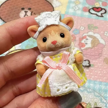 Original Sylvanian Families Rabbit Grove Family & Panda Chef Baby | Dollhouse Christmas Girl Flocking Dolls | Collectible Ornaments & Decorations