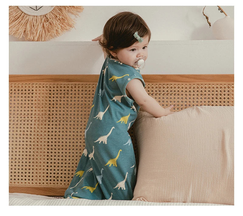 Baby Summer Sleeping Bag 0–24 Months – Lightweight 0.5 TOG Wearable Blanket, Thin Layer Sleep Sack with Anti-Kick Design, Beige Wheat Print
