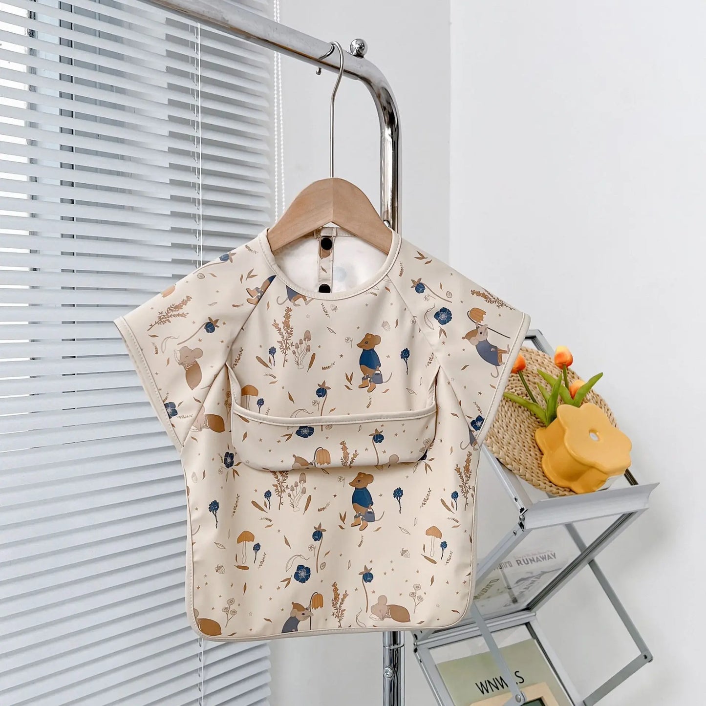 Cute Baby Bibs – Waterproof Toddler Feeding Smock with Short Sleeves | Cartoon Animal Apron Bibs for Babies & Kids (0–6Y)